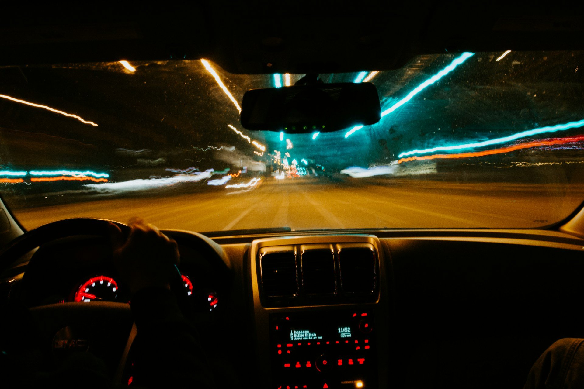 Getaway Driver Speeds Off, Leaving Partner Holding the Bag - TAL Global Retail Theft and Loss Prevention Roundup