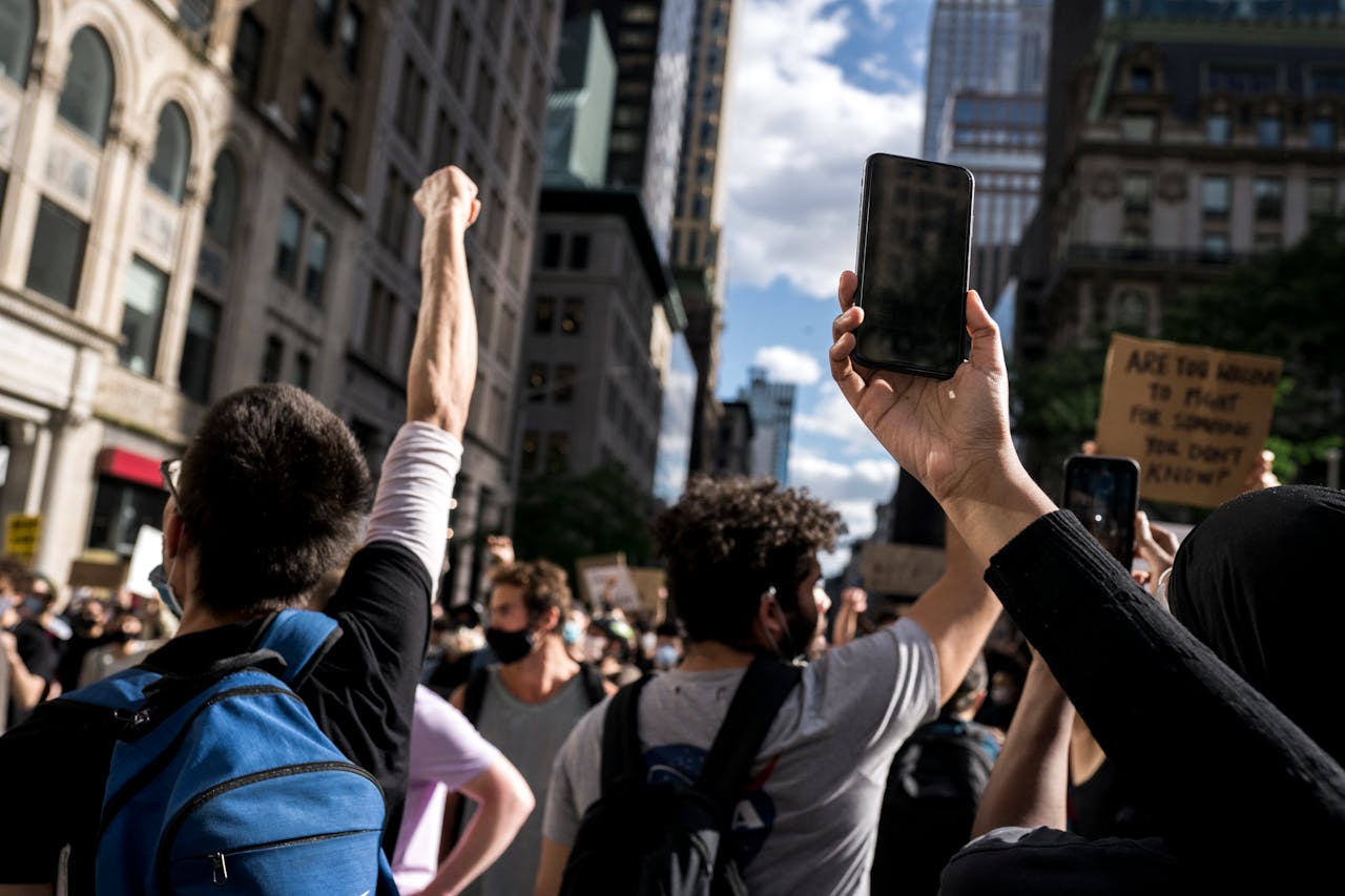 Civil Unrest in 2025: What If It Shows Up at Your Door? 4 Things to Watch